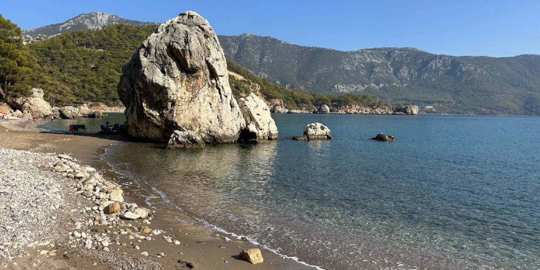 Burayı yerlileri dışında kimse bilmiyor! Sakin, berrak denizli, yeşil ormanlı: Antalya’nın el değmemiş cenneti 4